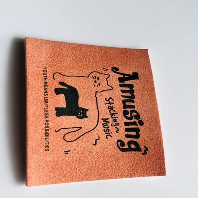 Zastosowane dżinsy Etykieta skórzana Logo marki prostokąta