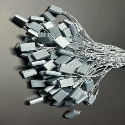 Zamówione aluminiowe plastikowe elementy mocujące dla tkanin odzieżowych