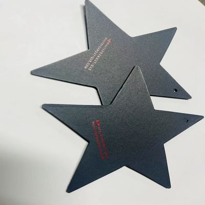Komercyjny odzież swingowa, odzież wisząca, tag gwiazdka, projekt na imprezy.